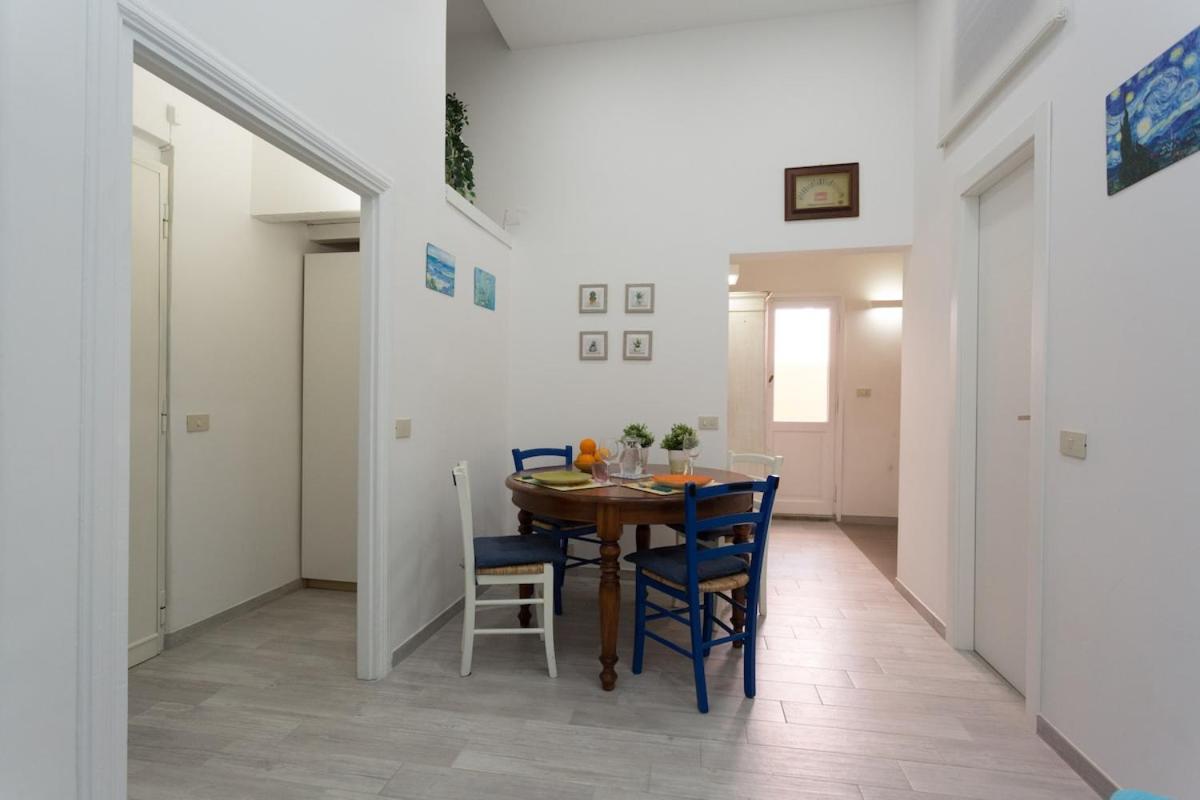 La Casina Di Luigi Con Balcone Roma
